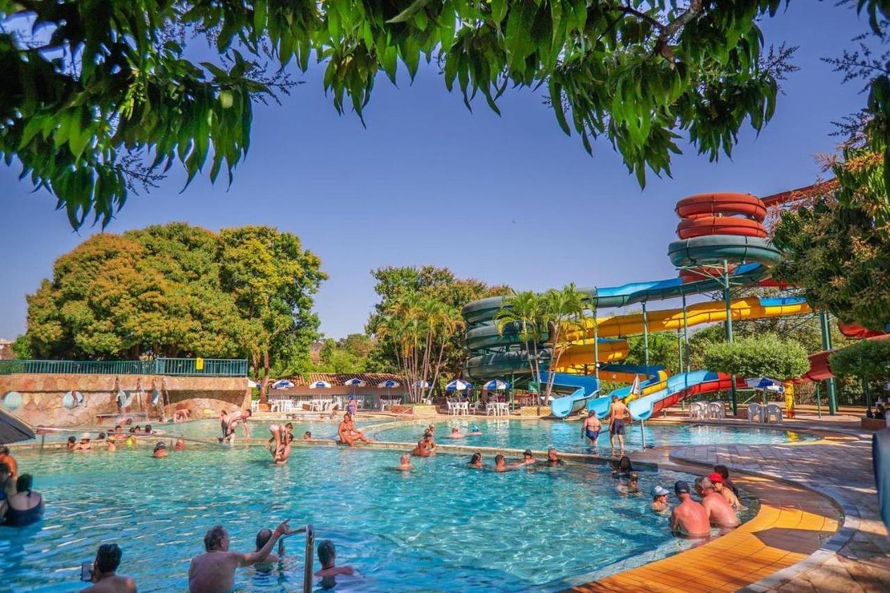 Hotel Diroma Fiori Com Um Dia De Acesso No Acqua Park Diroma Caldas Novas Εξωτερικό φωτογραφία