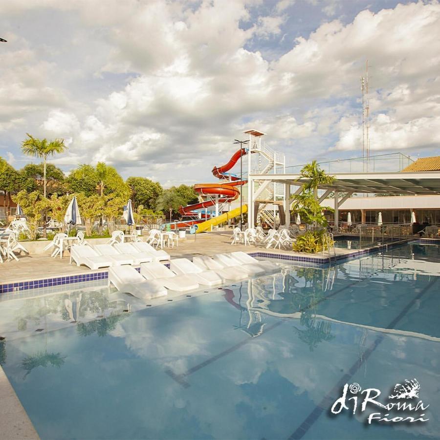 Hotel Diroma Fiori Com Um Dia De Acesso No Acqua Park Diroma Caldas Novas Εξωτερικό φωτογραφία